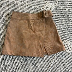 Women’s free people camel skirt size 2